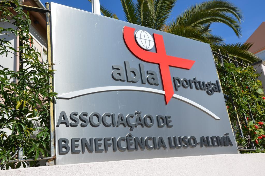 Abla Guest House Carcavelos  Exterior photo