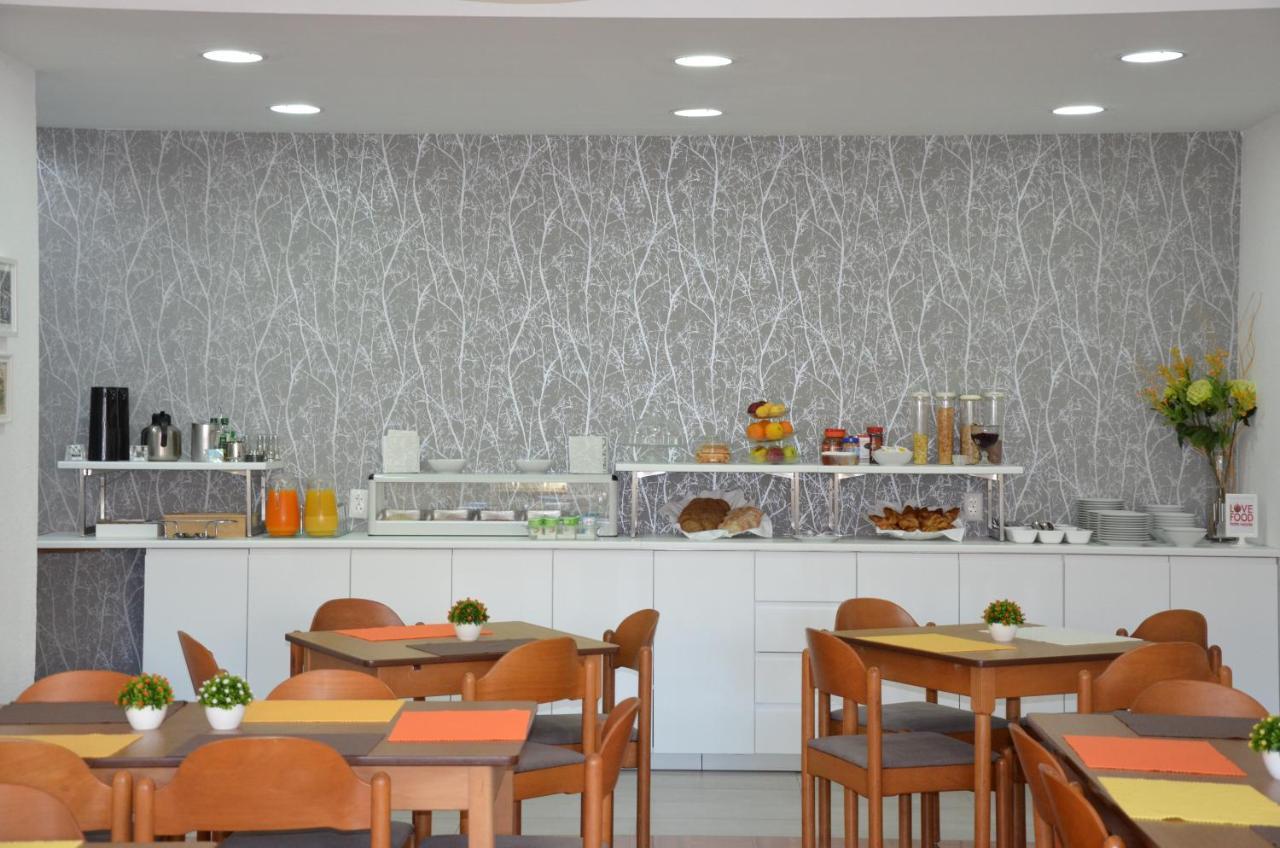 Abla Guest House Carcavelos  Exterior photo