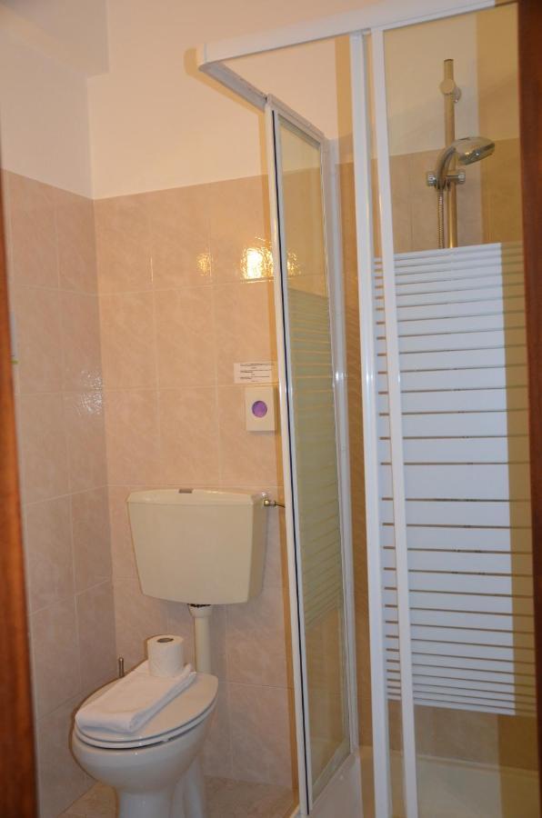 Abla Guest House Carcavelos  Exterior photo
